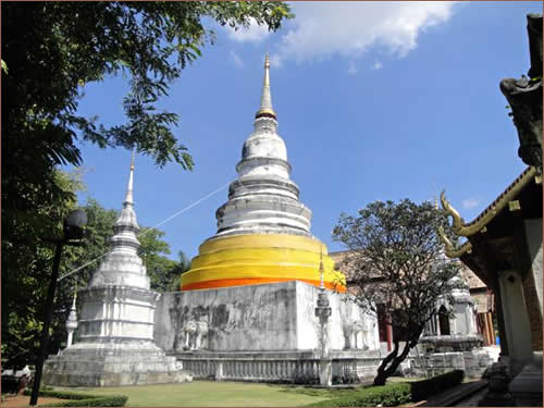 พระธาตุประจำปีมะโรง